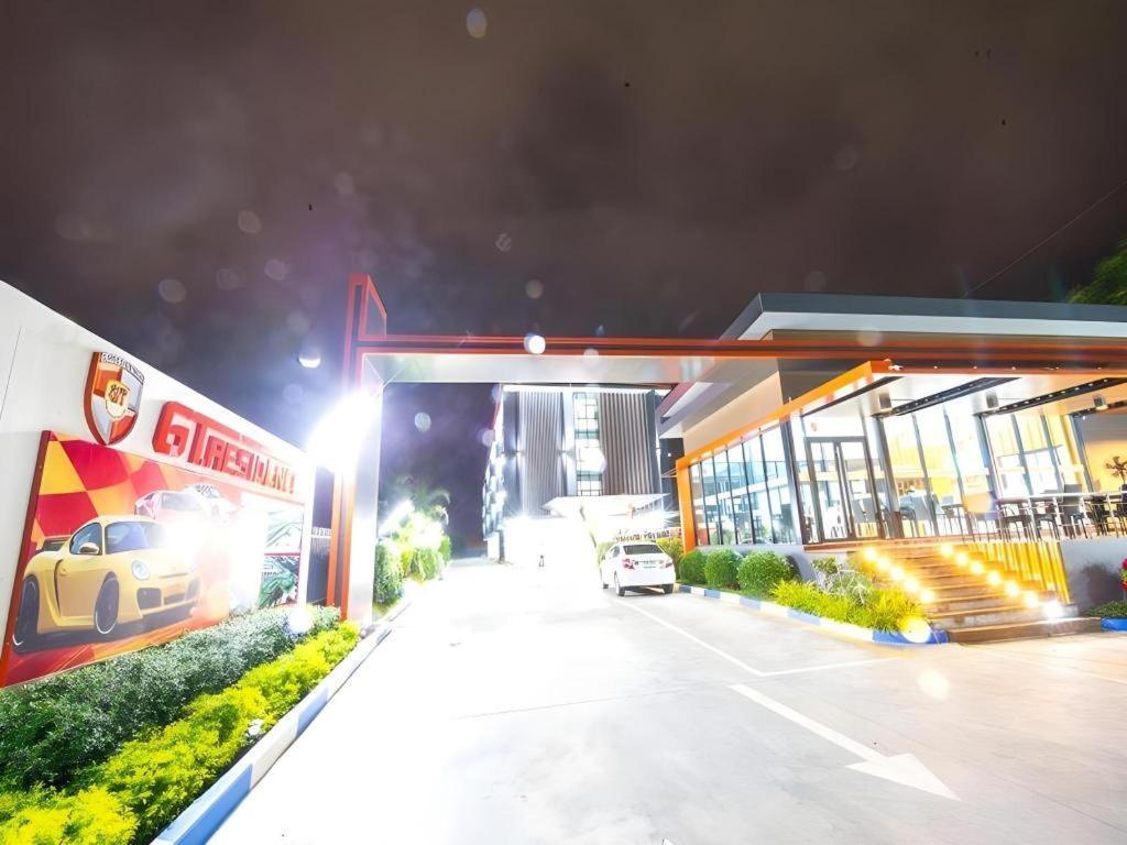 จีที เรสซิเดนซ์ โฮเต็ล Hotel บุรีรัมย์ ภายนอก รูปภาพ