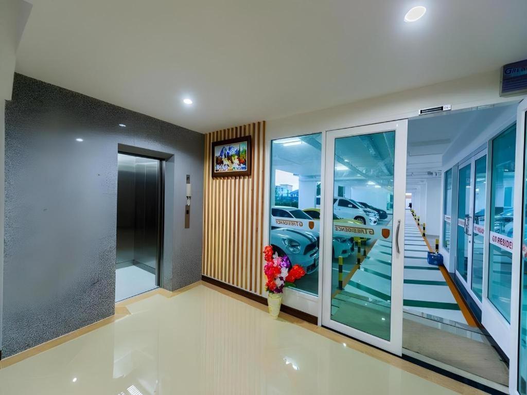 จีที เรสซิเดนซ์ โฮเต็ล Hotel บุรีรัมย์ ภายนอก รูปภาพ