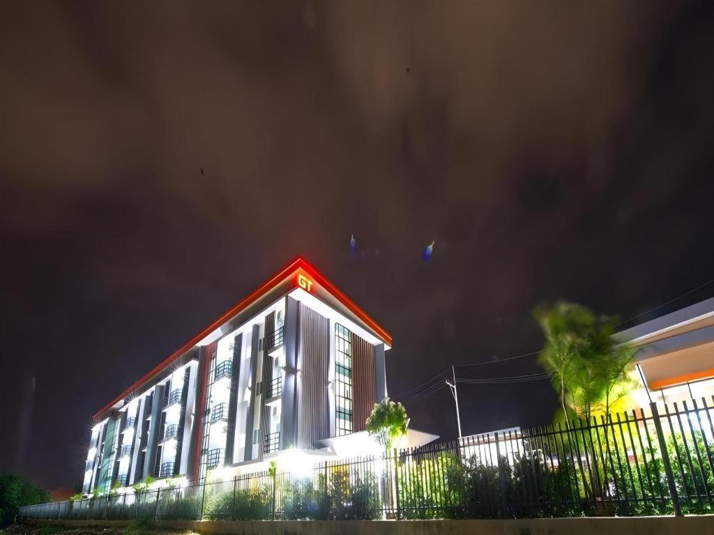 จีที เรสซิเดนซ์ โฮเต็ล Hotel บุรีรัมย์ ภายนอก รูปภาพ