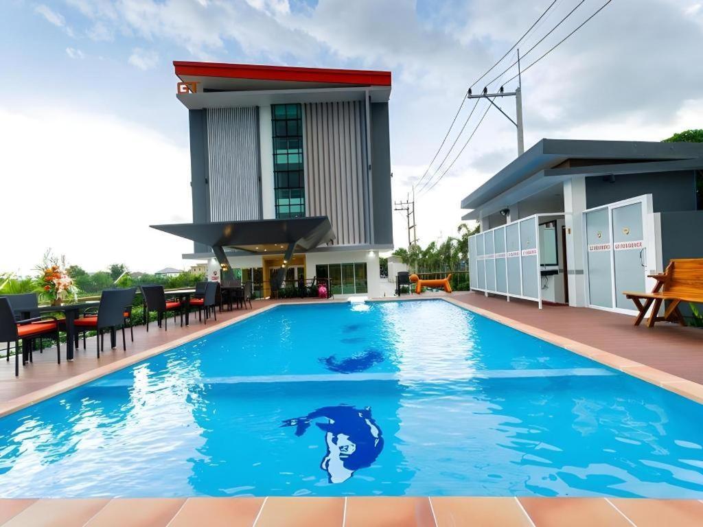 จีที เรสซิเดนซ์ โฮเต็ล Hotel บุรีรัมย์ ภายนอก รูปภาพ